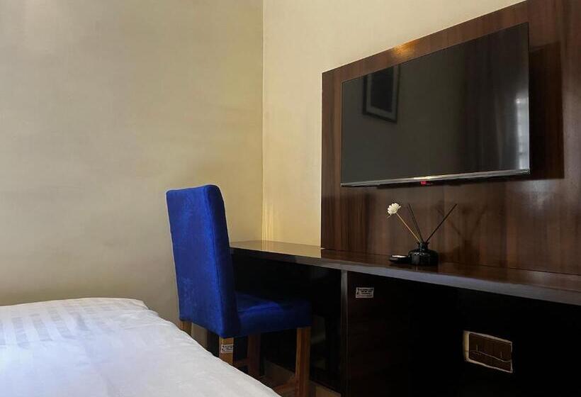 هتل The Neat Place