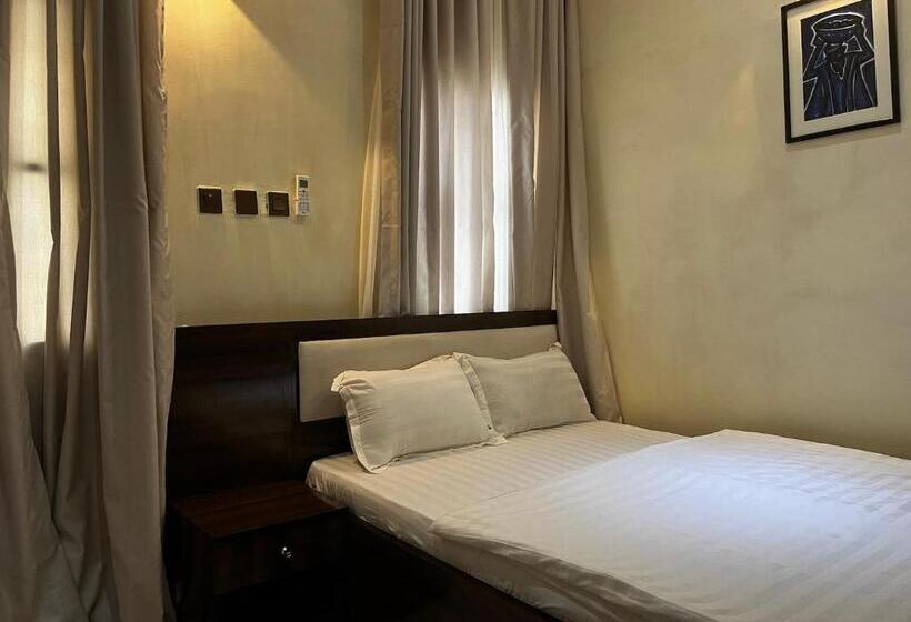 هتل The Neat Place