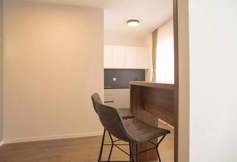 Lux Apartments