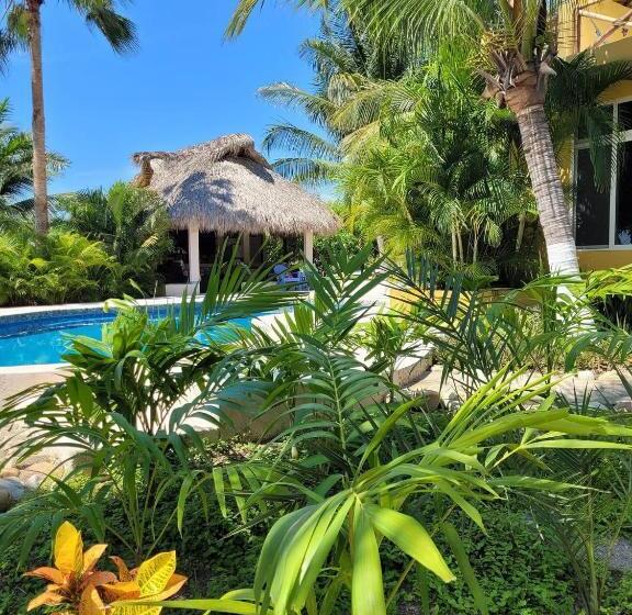 Ocean Oasis Hotel   Adult Only, Four Casitas Boutique Resort