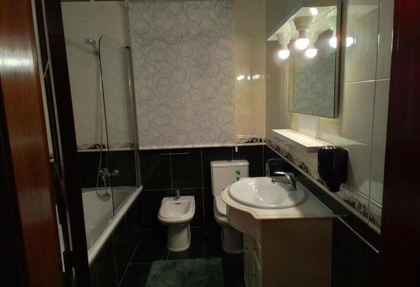 펜션 Alojamento Real