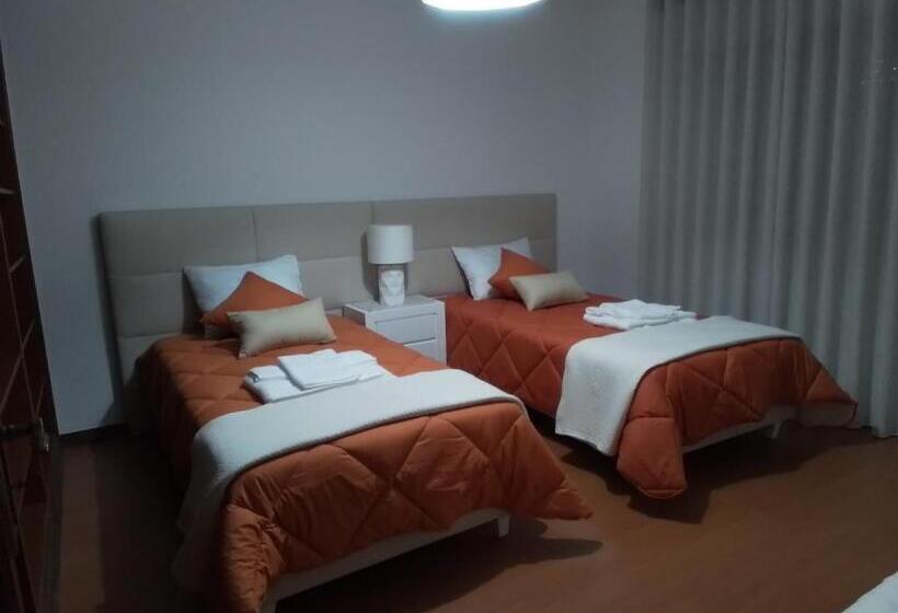 펜션 Alojamento Real