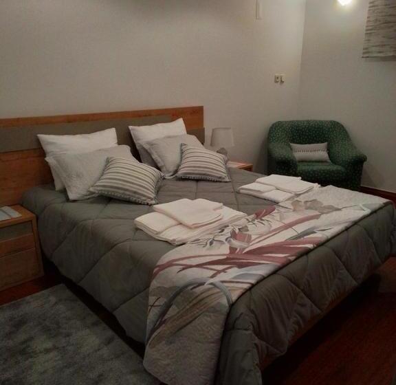 펜션 Alojamento Real