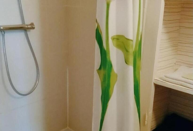 펜션 Guestroom Saint André De Najac, 1 Pièce, 2 Personnes Fr 1 601 448