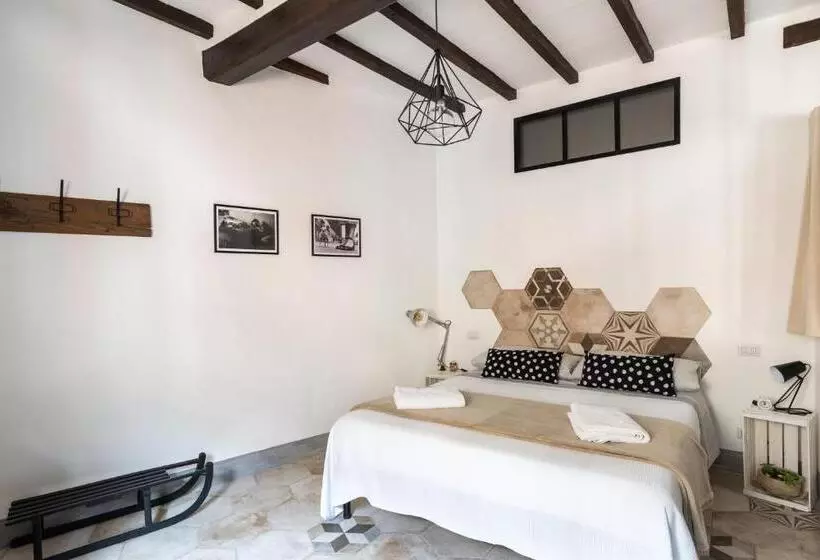 Majatalo Manillahouse