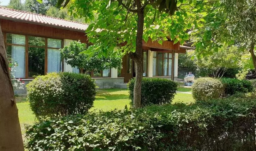 تختخواب و صبحانه Osteria Cesma E Kasines