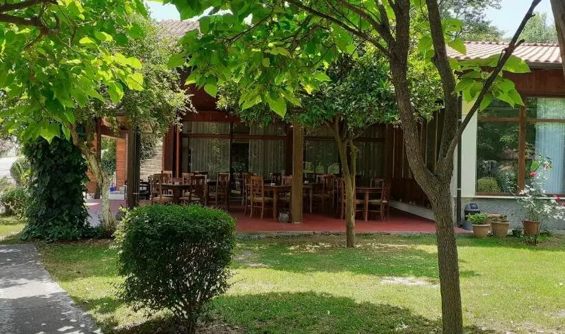 تختخواب و صبحانه Osteria Cesma E Kasines