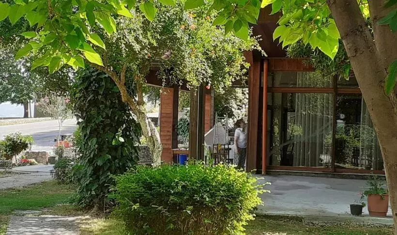 تختخواب و صبحانه Osteria Cesma E Kasines