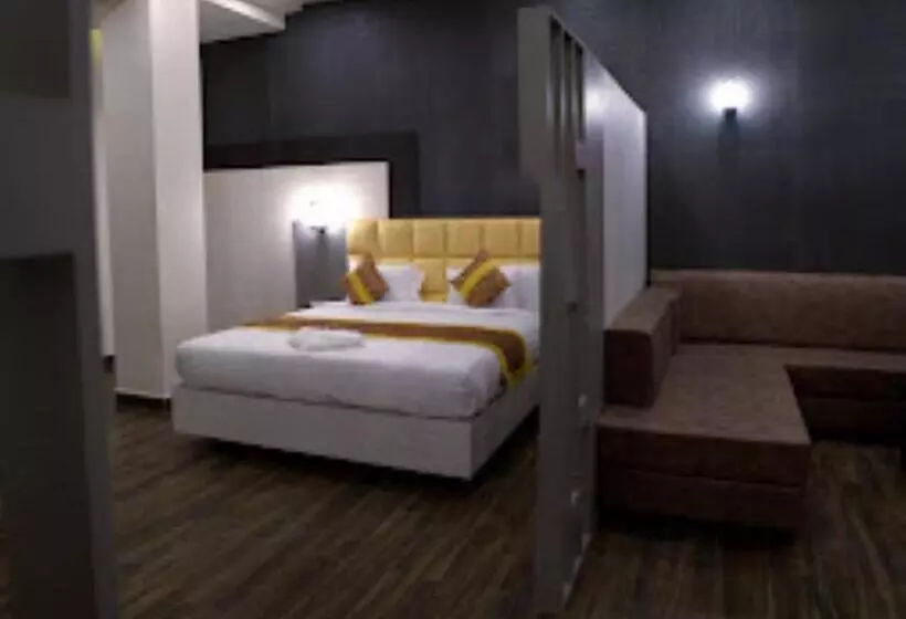 Grs, Hotel The Grand Radhe Shyam, Ambikapur