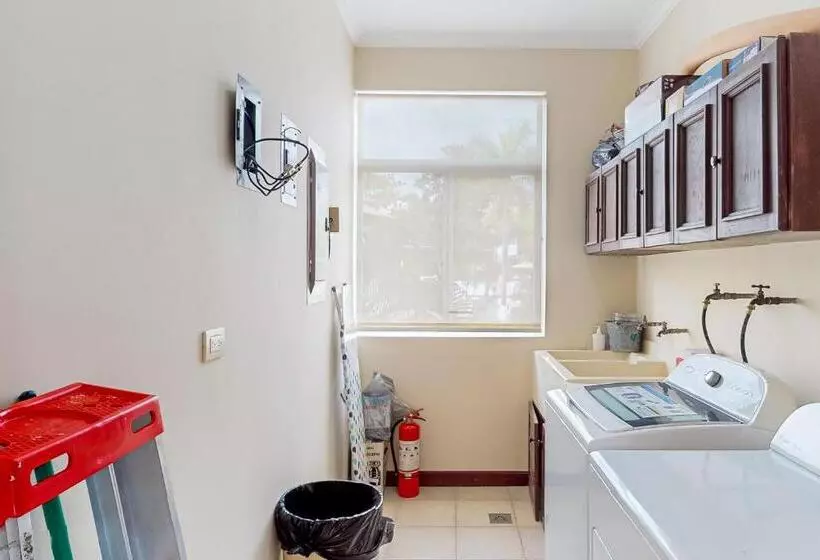 ホテル Del Pacifico Condo C7