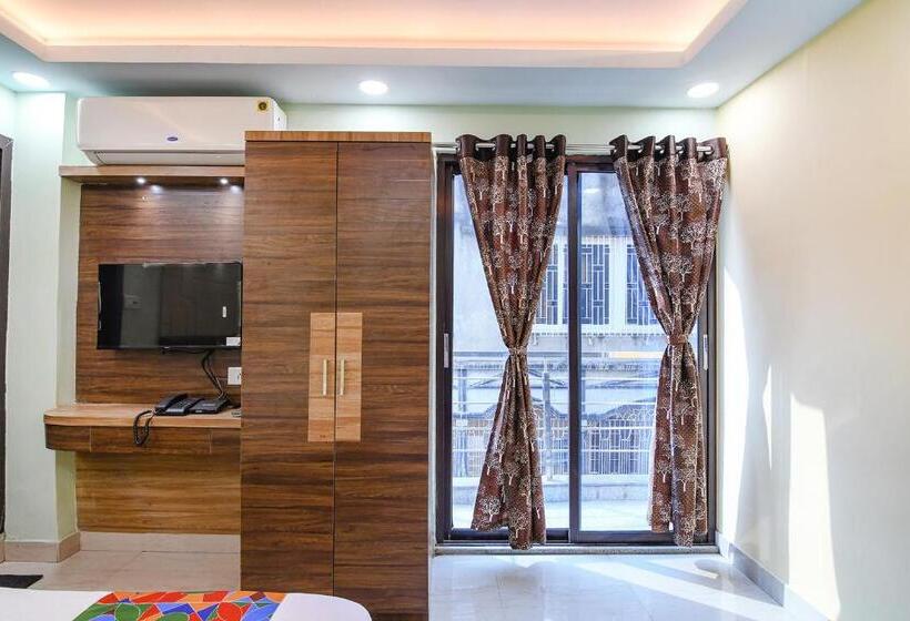 בית מלון כפרי Fabexpress Laxmi Inn