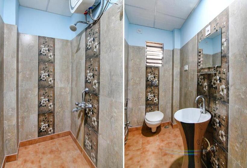 בית מלון כפרי Fabexpress Laxmi Inn