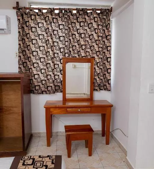 هتل Las Palmas Cancún Centro