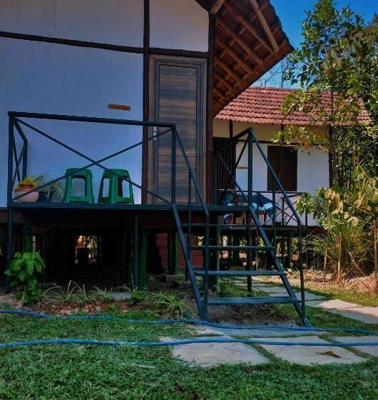 Hotelli Oryza Wayanad