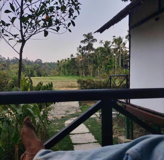 Hotelli Oryza Wayanad