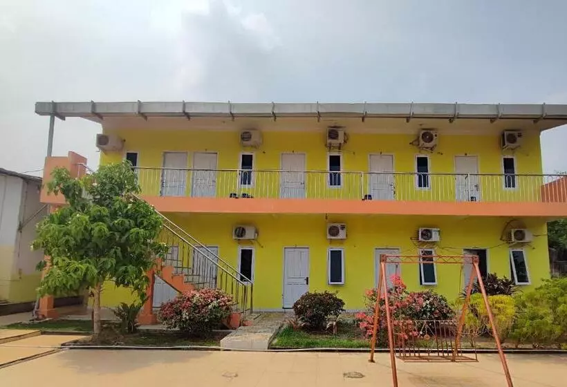 ホテル Oyo 93252 Garuda Bandara Guesthouse