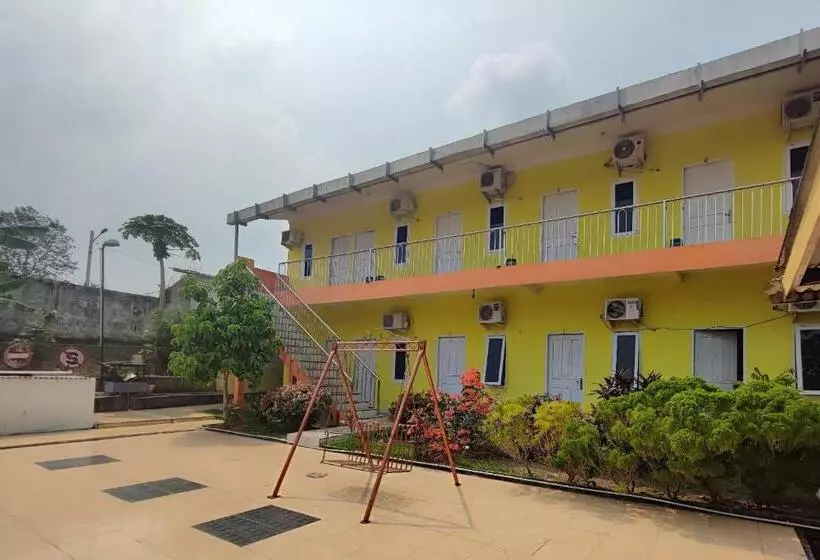 ホテル Oyo 93252 Garuda Bandara Guesthouse