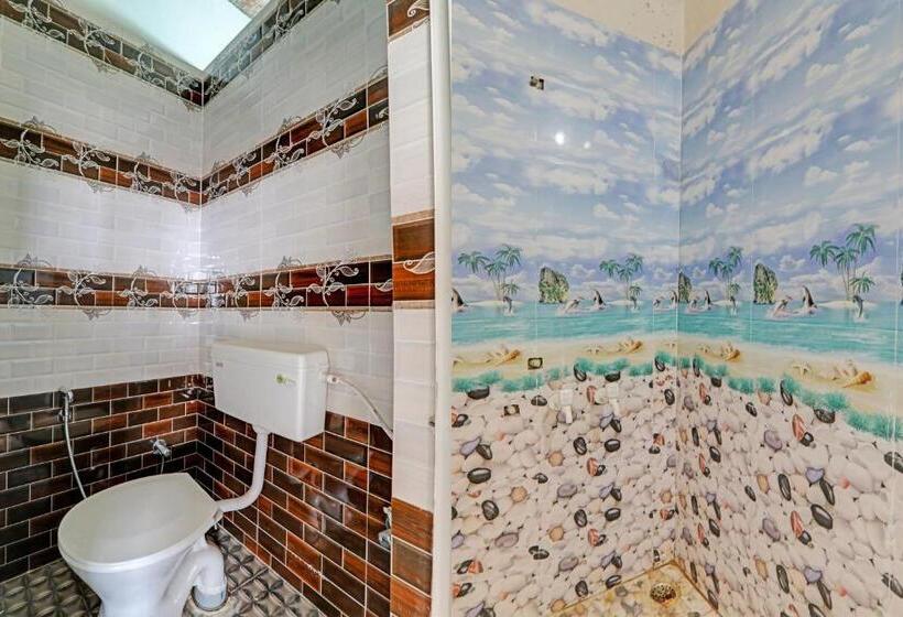 Отель Spot On Red Stone