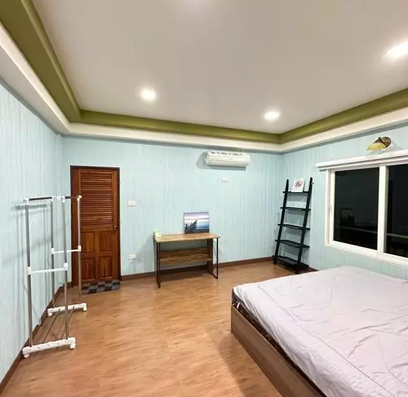 ペンション ดราก้อน พูลวิลล่า บ้านสวนพัทยา