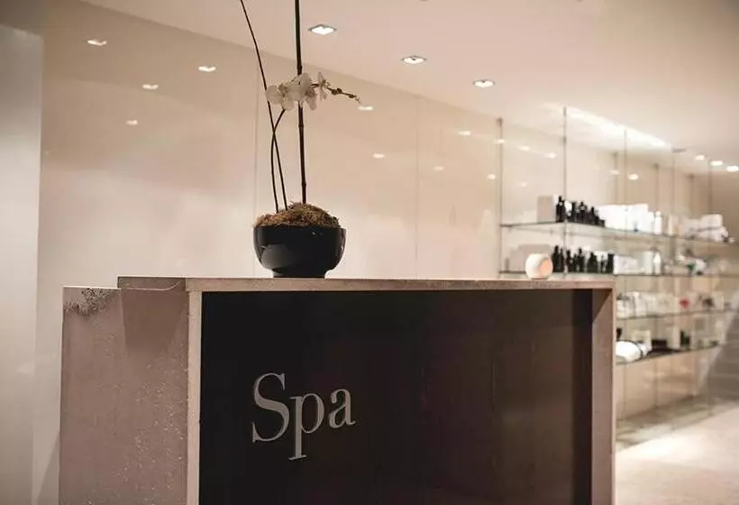 リゾートホテル Kandy Wellness & Thai Spa