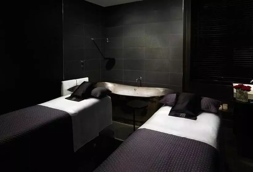 リゾートホテル Kandy Wellness & Thai Spa