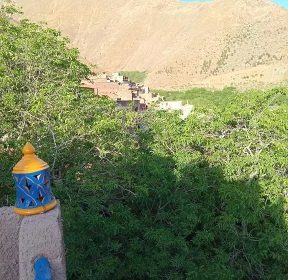 Aamiaismajoitus (B&B) Gite Akswal Amssakrou