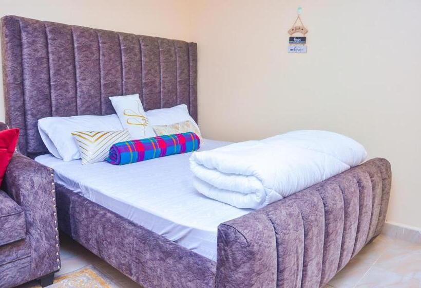 تختخواب و صبحانه Kamakis