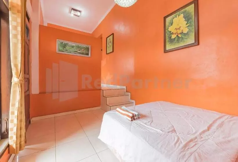 ホテル Pondok Hefi Ciwidey Mitra Reddoorz