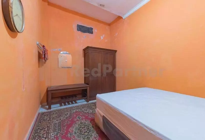 ホテル Pondok Hefi Ciwidey Mitra Reddoorz