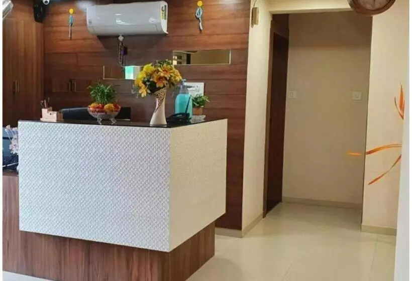 ホテル Desert Inn, Bhuj