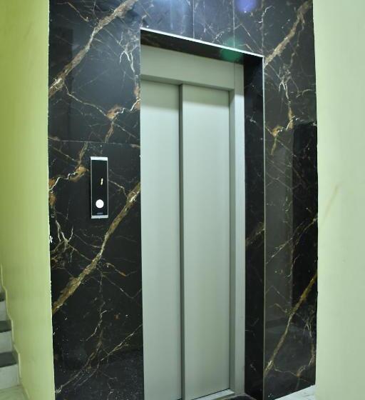 Hotel Kalika Residency