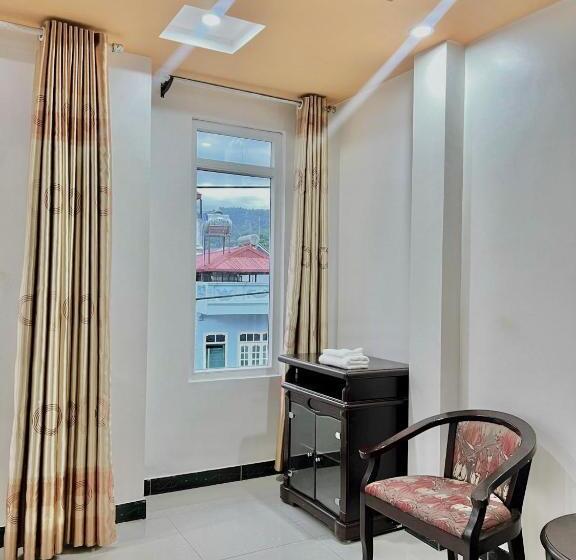 هتل Nhà Nghỉ Hải đăng   Hai Dang