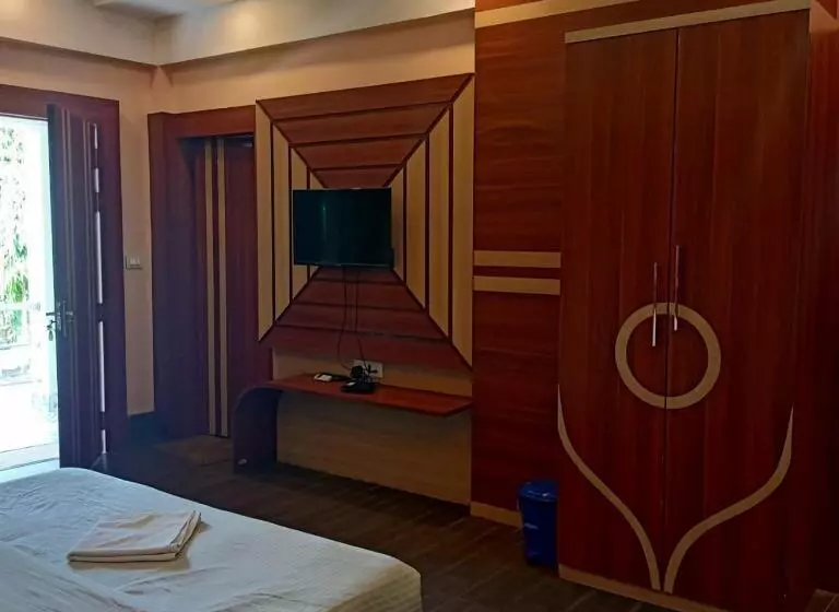 ホテル Patkai Resort