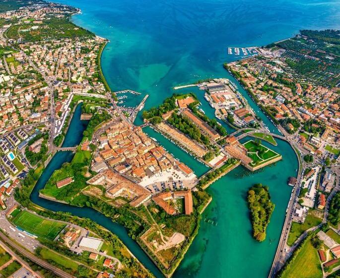 בית מלון כפרי Pavillon Suite