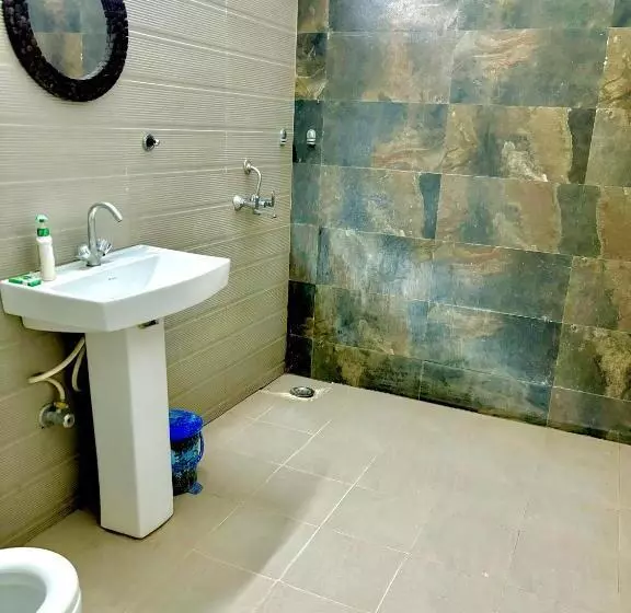 ホテル Romentik Private Farmhouse Aravali Gurugram