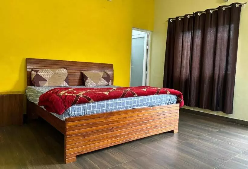 ホテル Romentik Private Farmhouse Aravali Gurugram