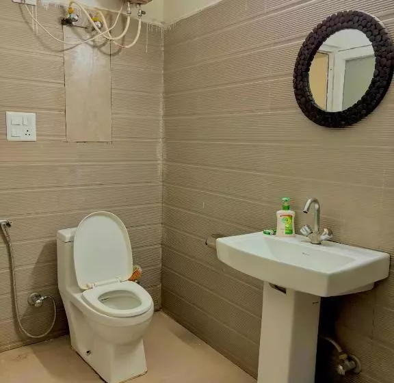 ホテル Romentik Private Farmhouse Aravali Gurugram