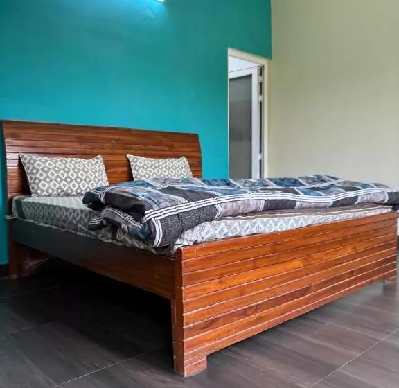 ホテル Romentik Private Farmhouse Aravali Gurugram