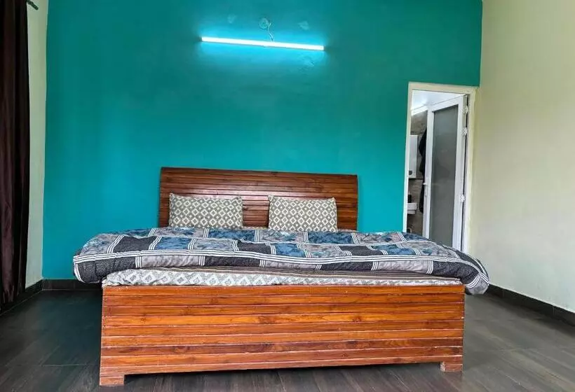 ホテル Romentik Private Farmhouse Aravali Gurugram
