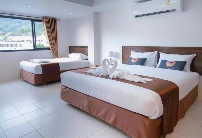 ホテル Roomquest Kalim Beach
