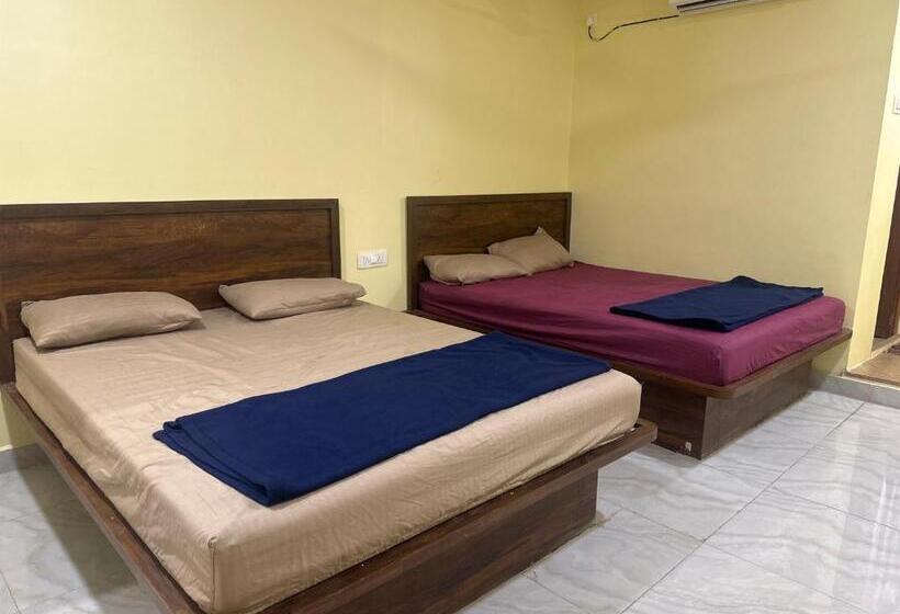 Отель Royal Grand Inn