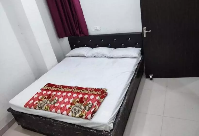 Hotel Satyendra