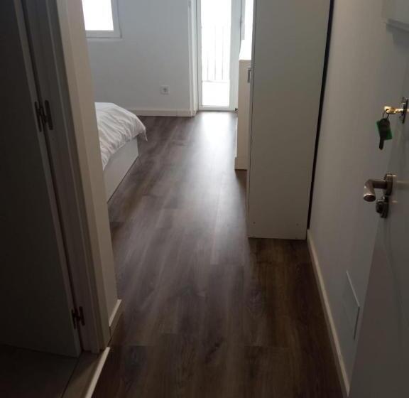 بنسيون Alojamientos Plaza Portugal