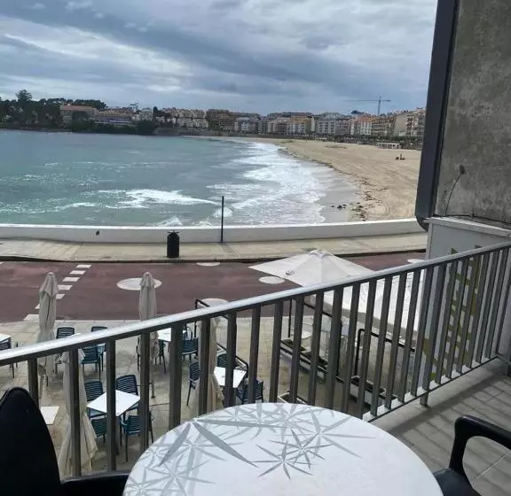 ペンション Alojamientos Plaza Portugal