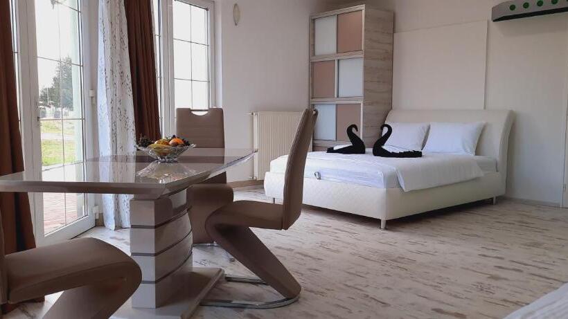 ペンション Begónia Vendégház