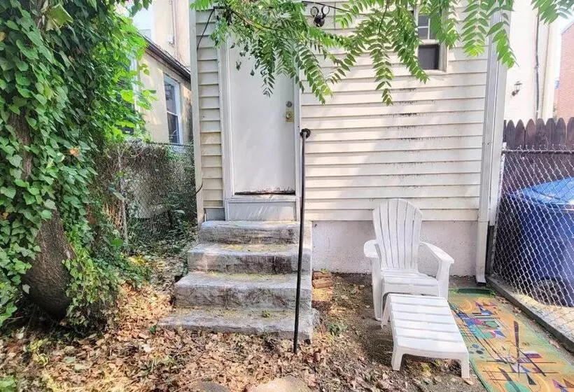Majatalo Budget Bed Room Near Downtown Inner Harbor W Free Parking