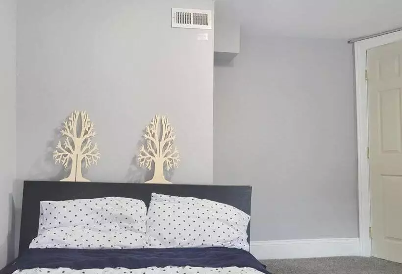 Majatalo Budget Bed Room Near Downtown Inner Harbor W Free Parking