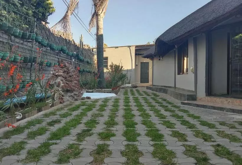 Majatalo Executive Guest House Randfontein