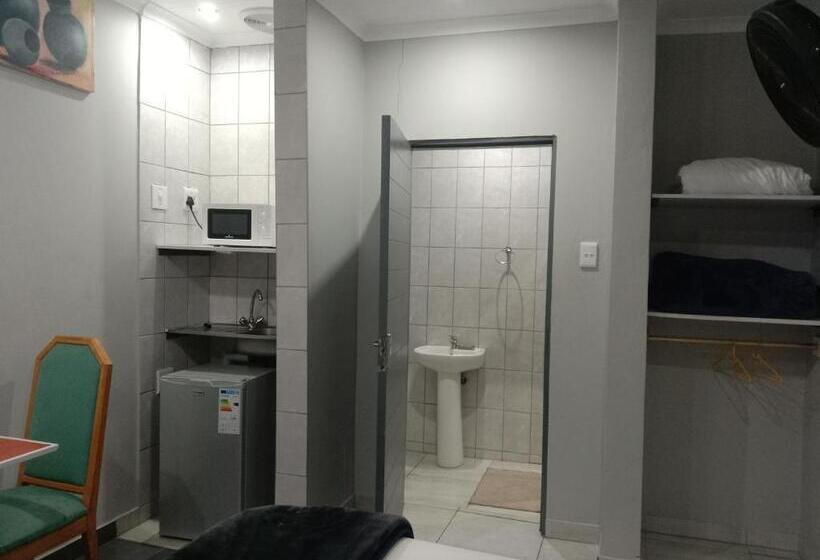 Pansiyon Executive Guest House Randfontein