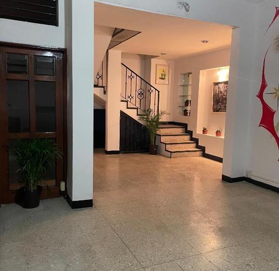 פנסיון Santísimo Hostal Boutique